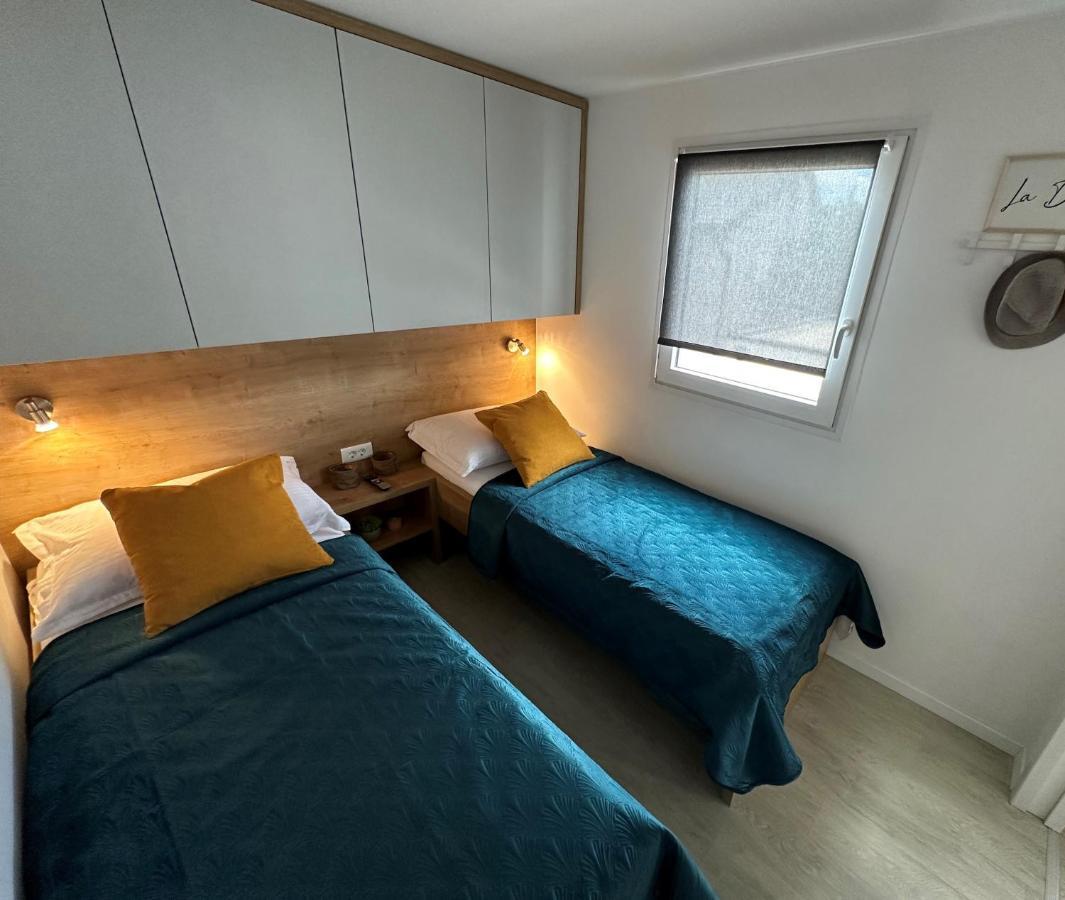 Mobile Home Mare Blu Rovanjska Exteriör bild